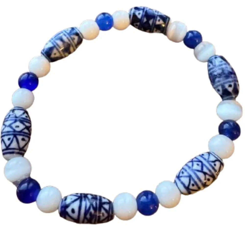 Vintage Blue & White Porcelain Beaded Stretch Bracelet (MJW024)